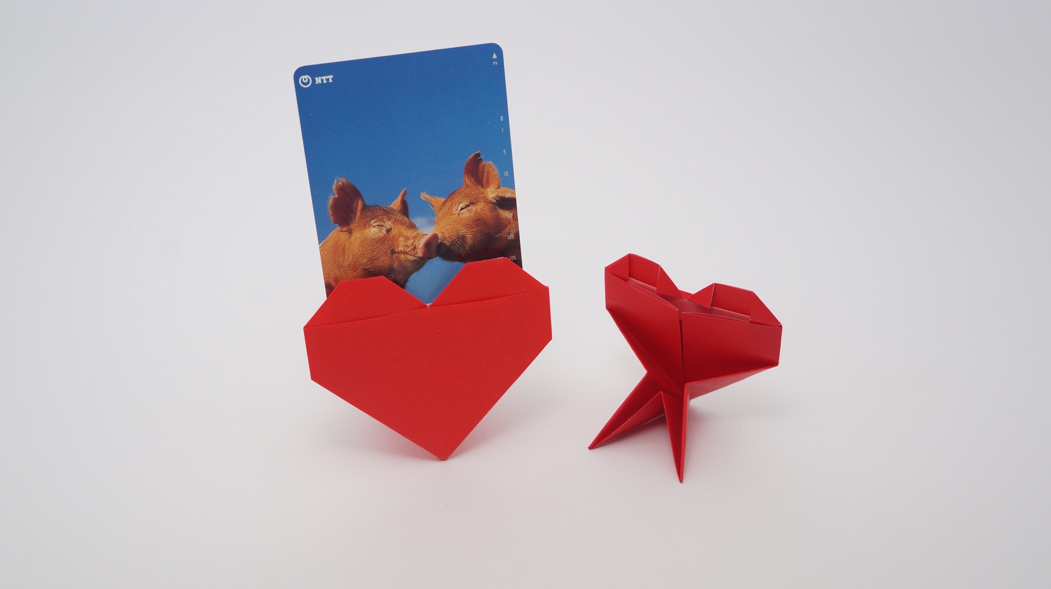 Origami Heart Stand – Diagrams and Video