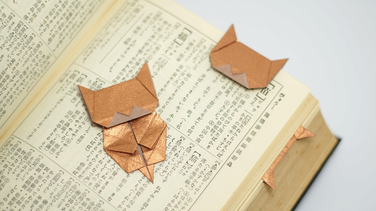 Origami Neko Bookmark – Video and Diagrams