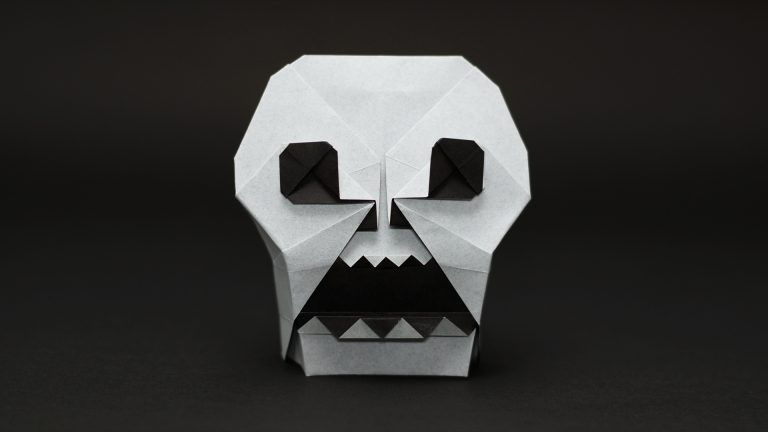 Origami Skull – Halloween