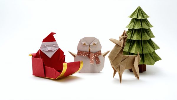 Christmas origami by Jo Nakashima