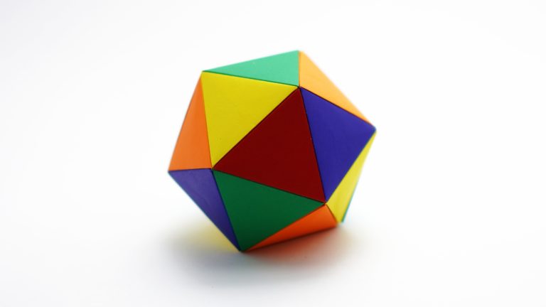 Origami Deltahedron/Triangular Pixels