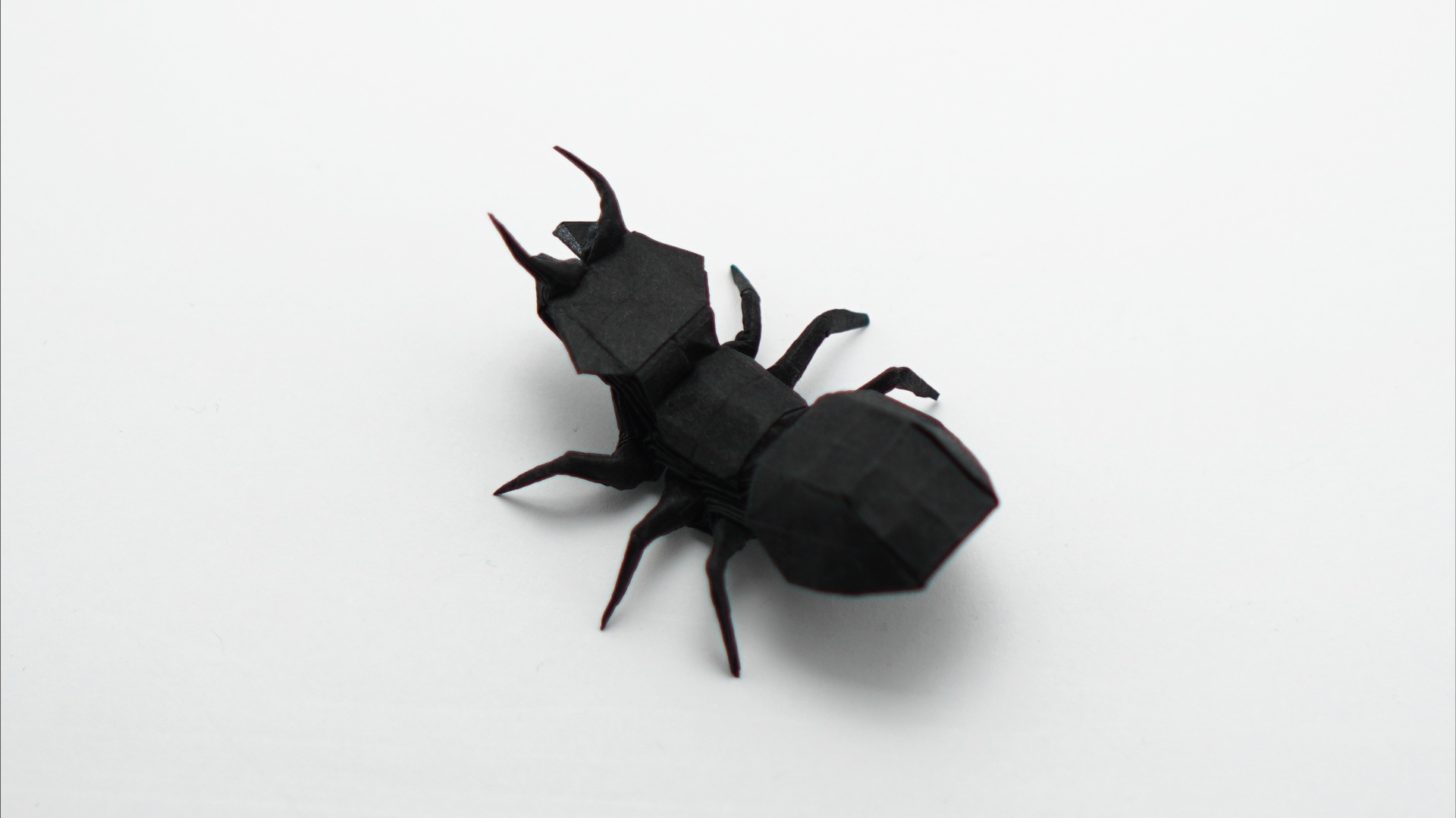 Origami Ant - Jo Nakashima